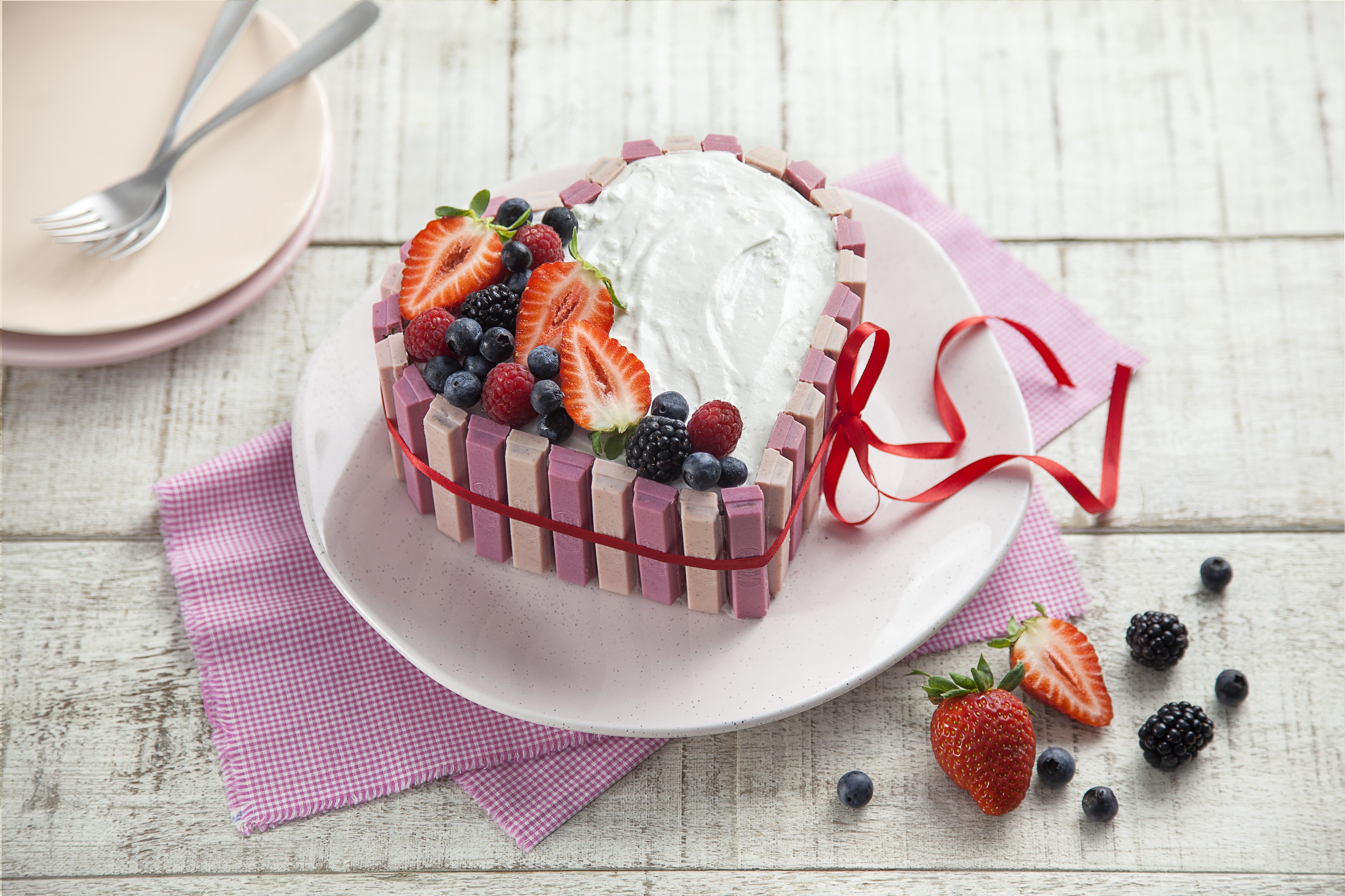 bolo kit kat quadrado