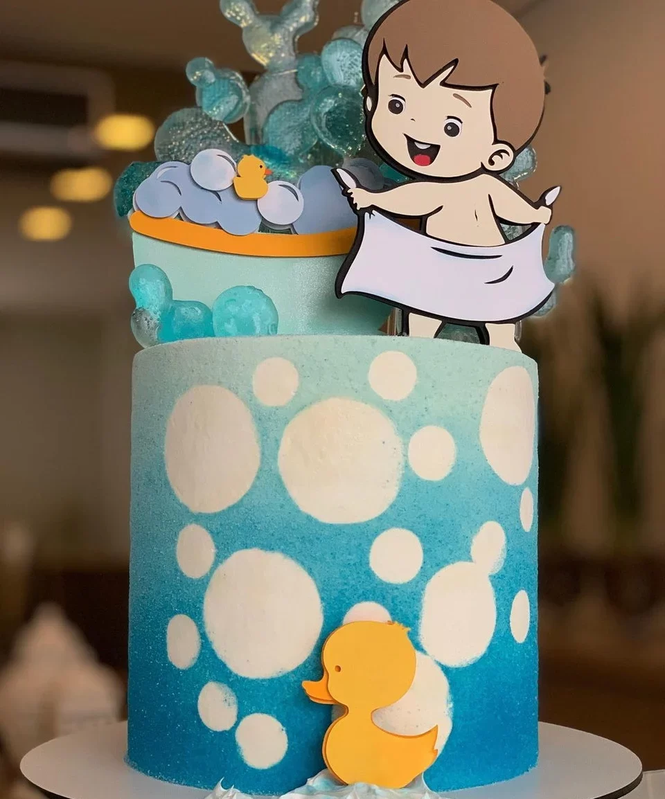 Kit Mesversário: Vale a Pena Comprar um Pacote de Bolos para o Ano Todo?