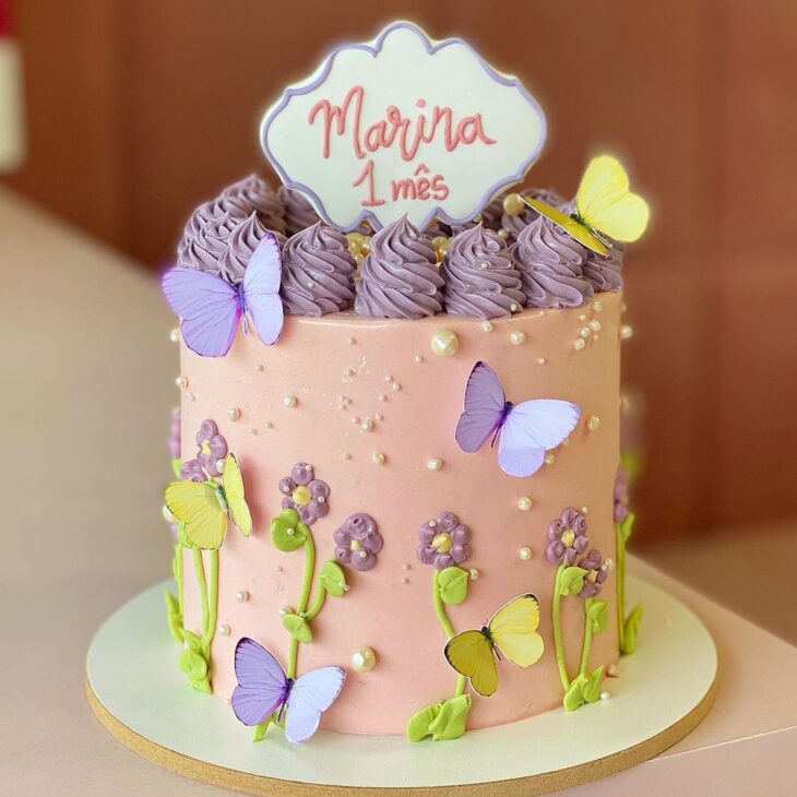 Os Melhores Temas de Bolo de Mesversário para Cada Mês do Bebê