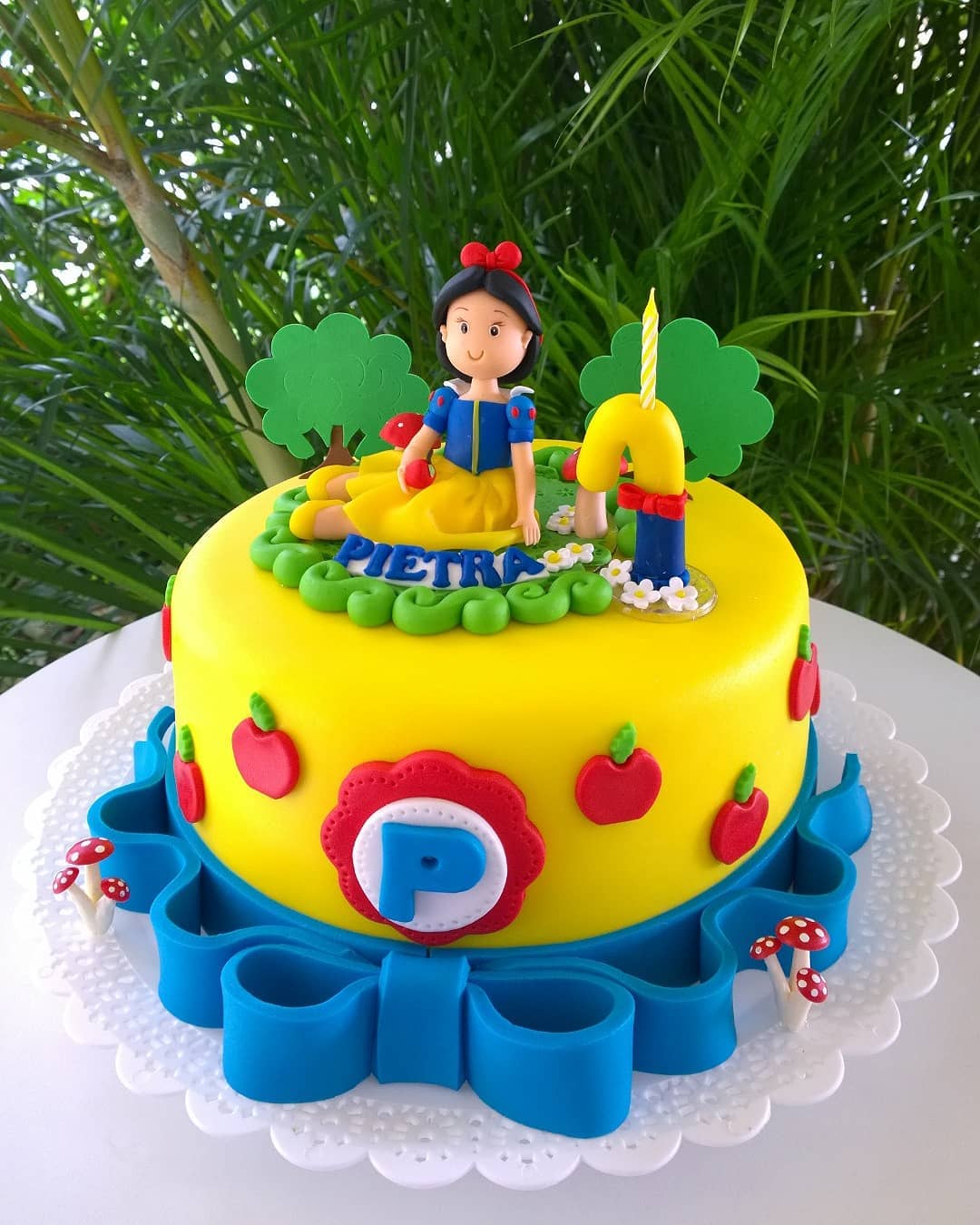 receita bolo mesversario branca de neve baby