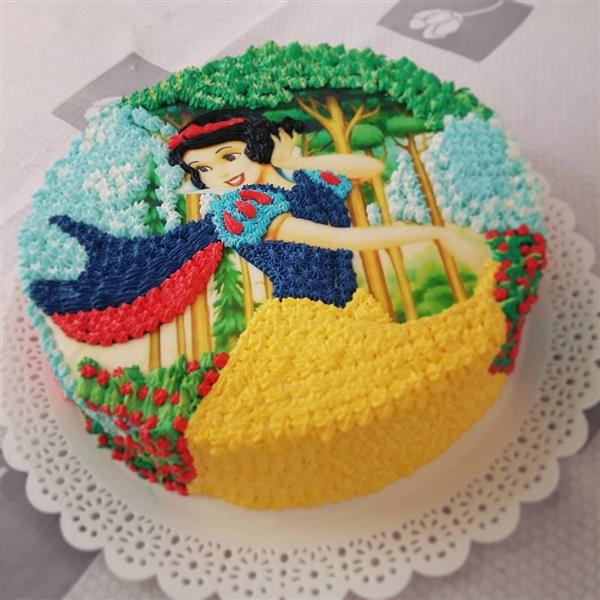 bolo mesversario branca de neve baby 1.5kg