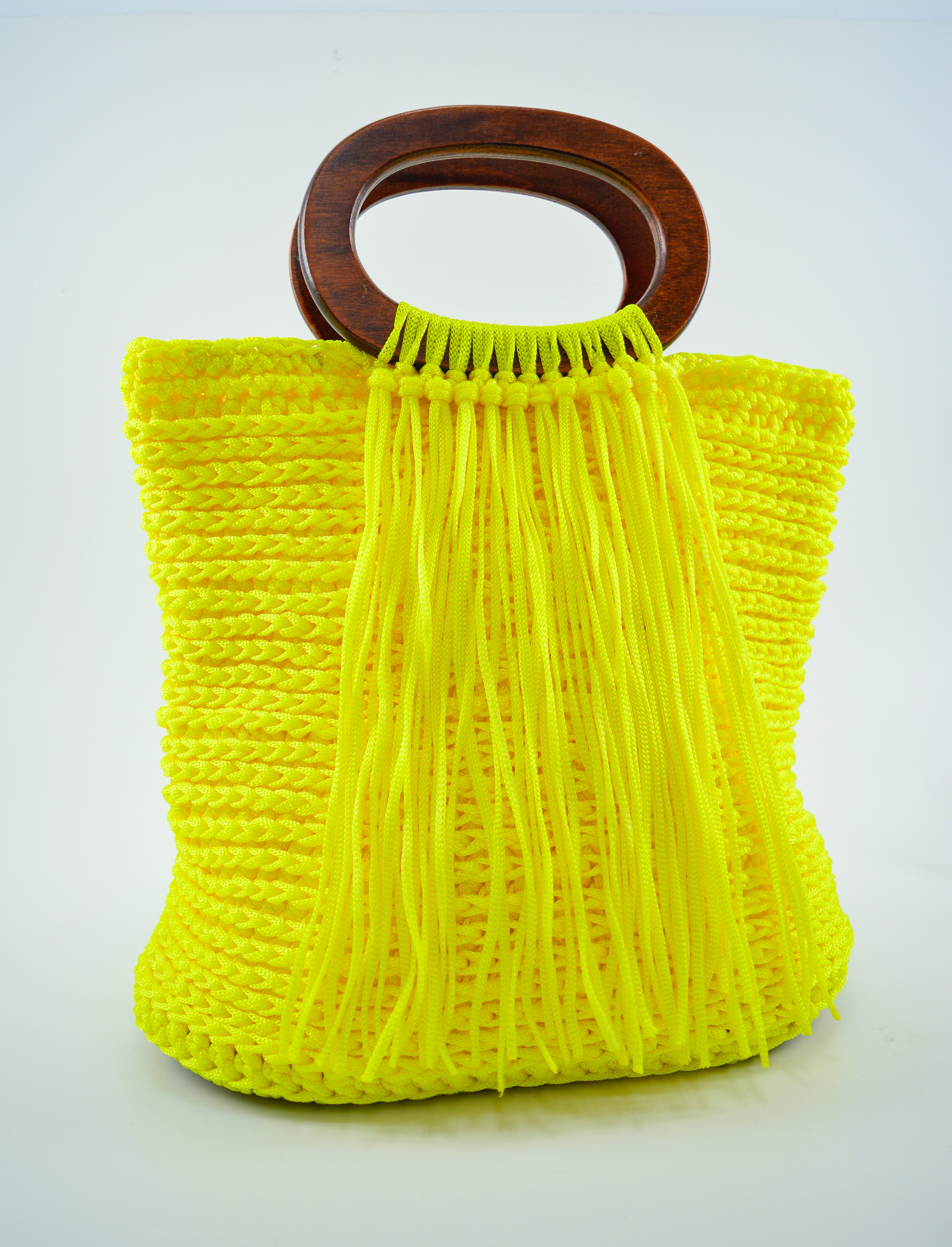 Bolsa de crochê com franja de mão