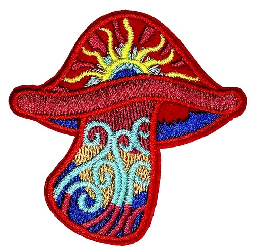 bolsas com apliques bordados