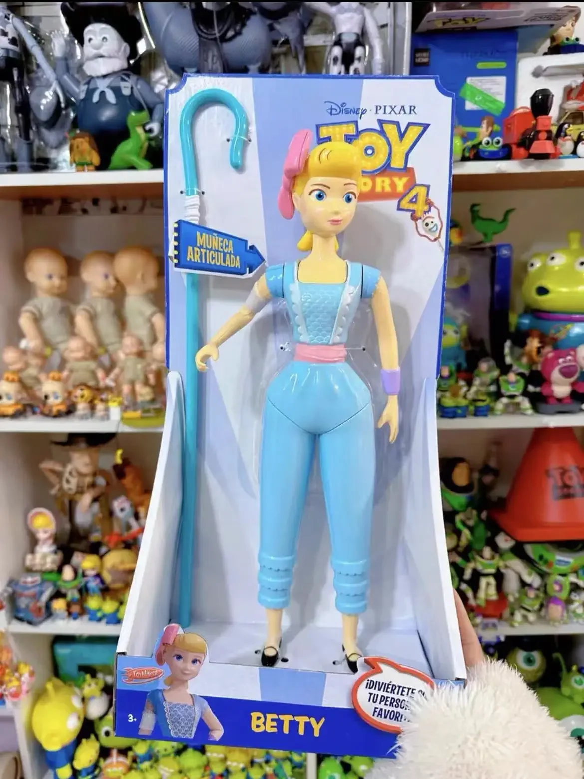 1. Guia Completo de Bonecos Toy Story: Woody