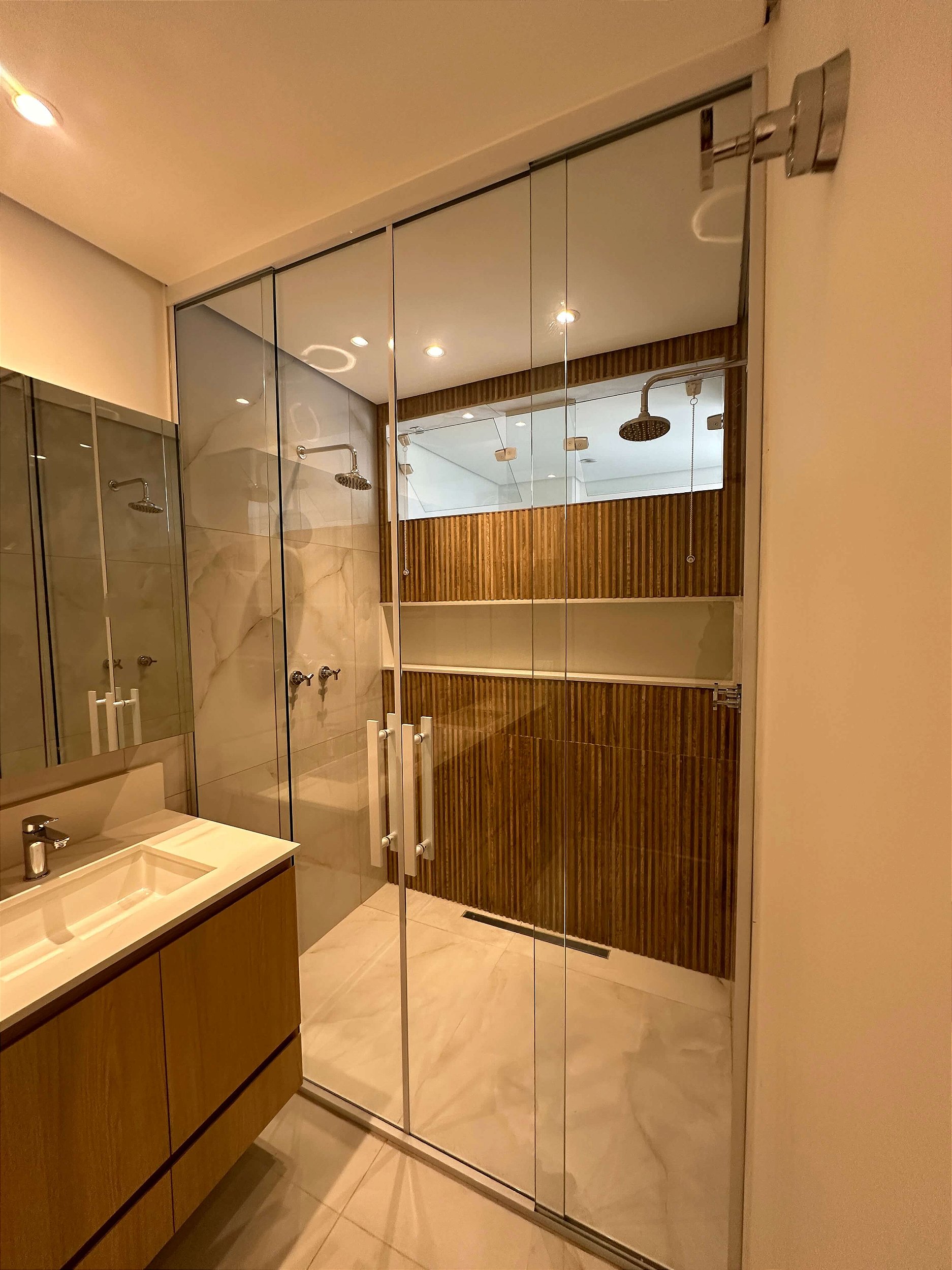 melhor material para box de banheiro preço