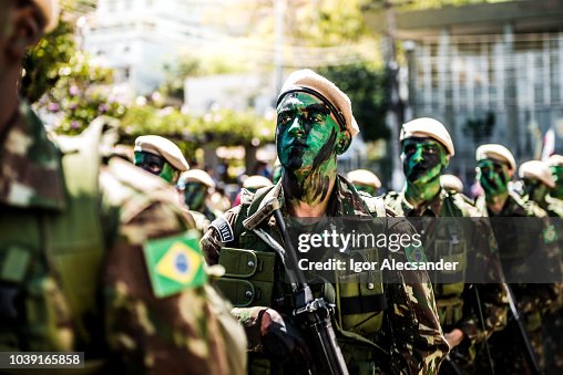 SISFRON: A Tecnologia na Defesa das Fronteiras Brasileiras