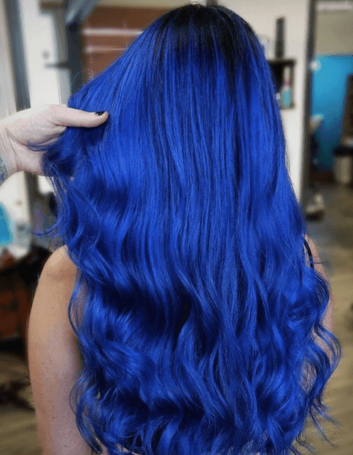 Guia Completo: Como Descolorir Cabelo Cacheado para Tons de Azul Vibrantes
