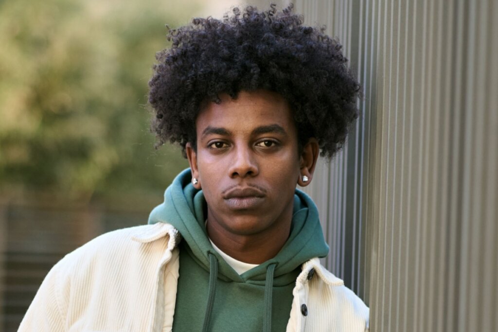 inspiração cortes cabelo cacheado volumoso masculino