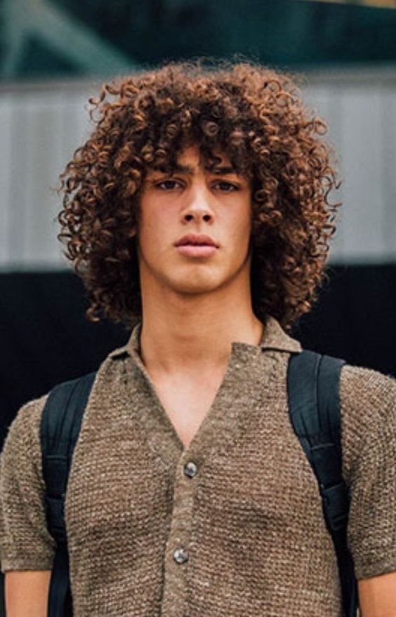 inspiração cortes cabelo cacheado volumoso masculino
