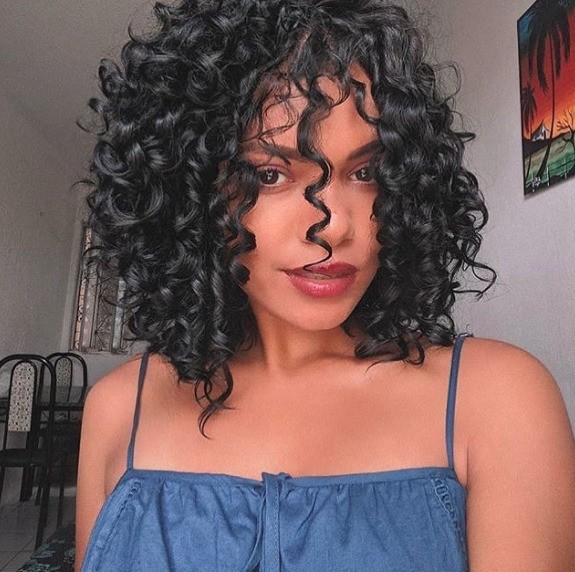 Cabelo 3B Curto: Os Melhores Produtos e Técnicas para Definição e Volume