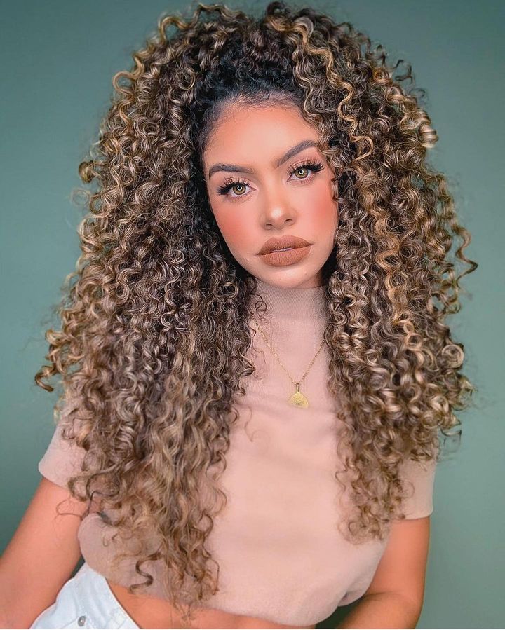 Como Cuidar e Finalizar seu Cabelo Cacheado 3B Curto: Dicas Essenciais