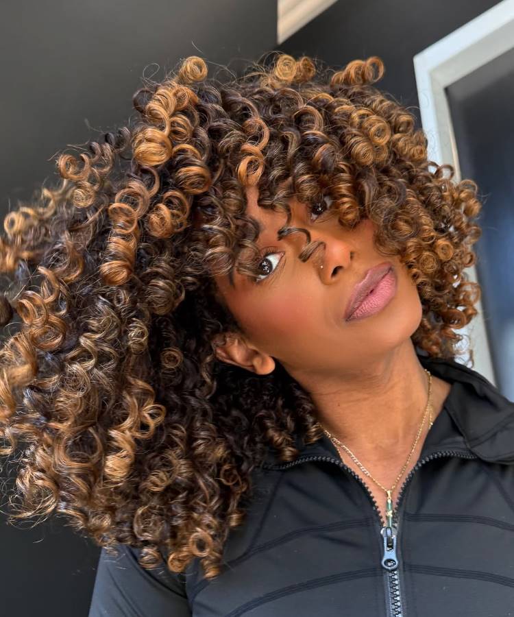 Guia Completo: Como Escolher o Corte em Camadas Ideal para Seu Tipo de Cacho