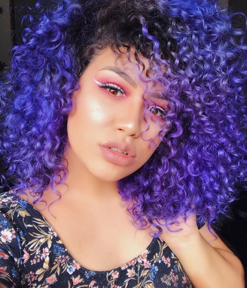 Cronograma Capilar Intensivo para Cabelos Cacheados Coloridos e Saudáveis