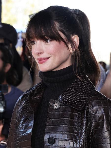 Manutenção da Franja: Dicas Essenciais para Cabelos com Química e Finos