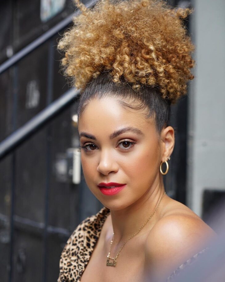 Cortes Modernos para Cabelo Crespo Loiro