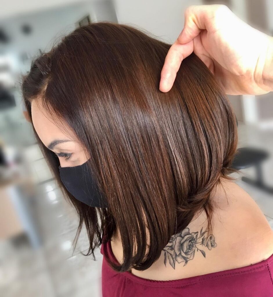 Cabelo Curto Chocolate Acobreado vs. Dourado: Qual Escolher?