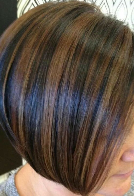 Morena Iluminada em Cabelo Curto: Guia Completo de Tons e Cuidados