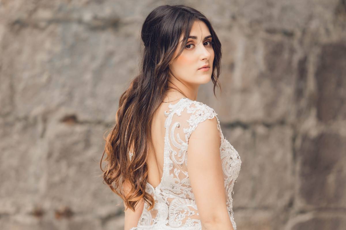 Receitas Caseiras para Cabelo Liso Escorrido: Brilho e Alinhamento