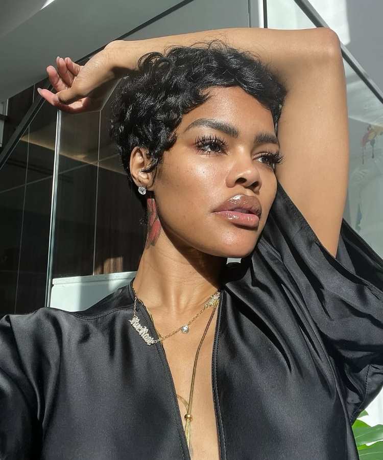 cabelo feminino cortado na máquina 4