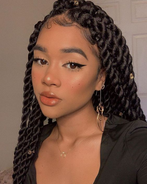 Guia Completo das Box Braids: Tudo o que Você Precisa Saber | Tranças Nagô: História