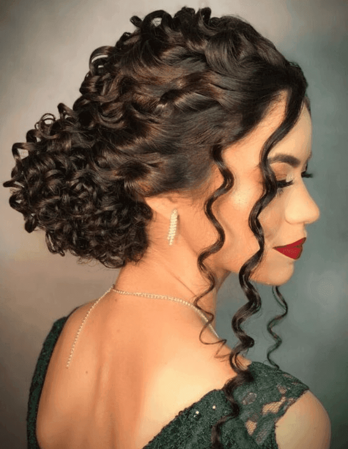 Como Escolher o Penteado Ideal para Seu Tipo de Cabelo na Formatura