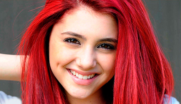 Inspirações de Cortes e Penteados para Cabelos Longos Vermelhos