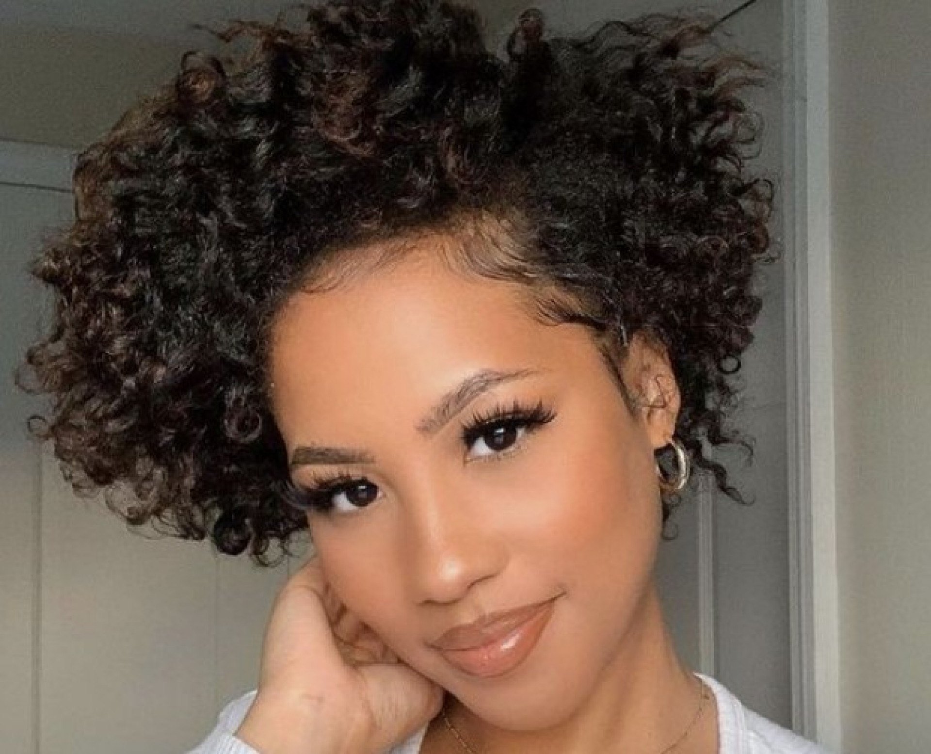 erros ao escolher corte joãozinho para rosto redondo