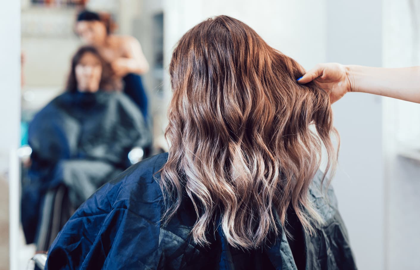 luzes platinadas ou morena iluminada para cabelo liso