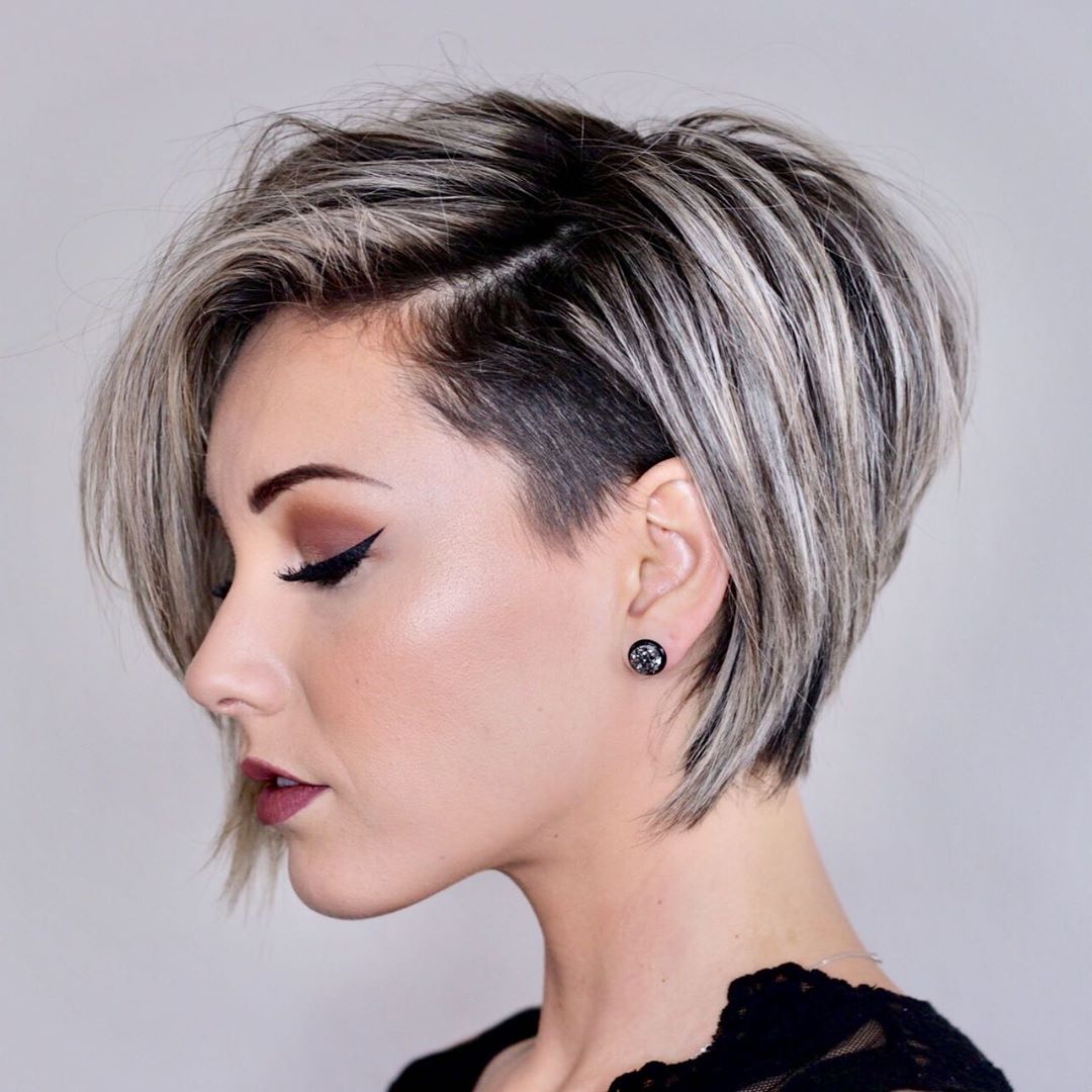 short bob vs blunt cut qual o melhor para cabelo liso
