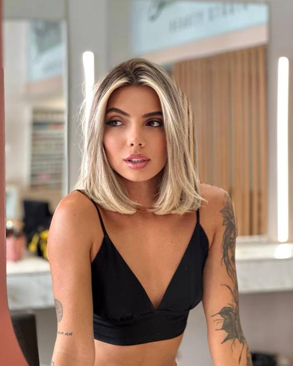 Manutenção do Cabelo Loiro Curto: Dicas Essenciais para Fios Saudáveis e Brilhantes