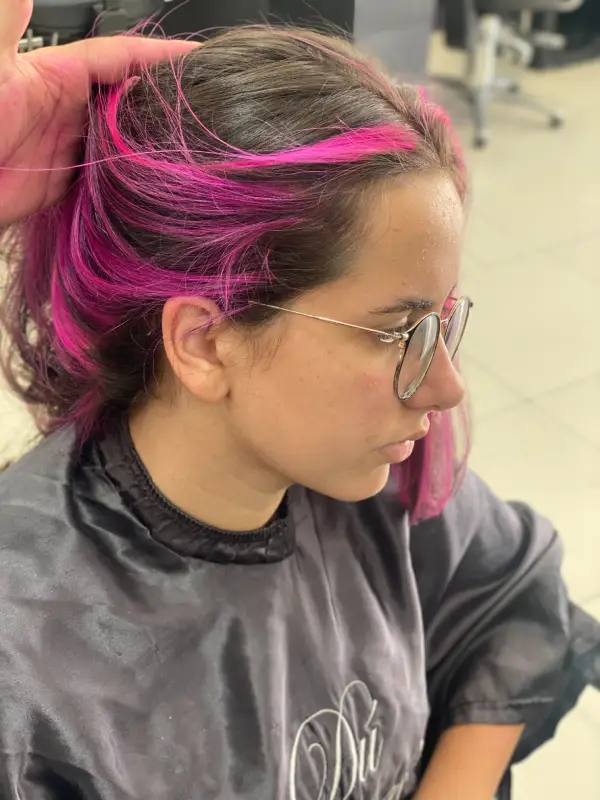 Guia Completo: Como Escolher o Melhor Salão de Beleza para Cabelos Cacheados e Crespos