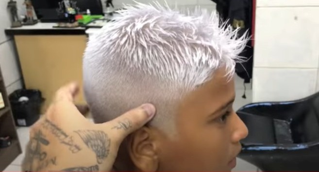 como matizar cabelo platinado masculino em casa