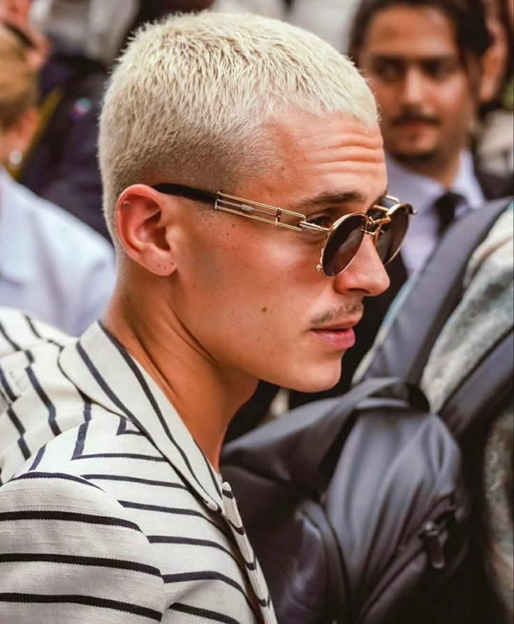 melhores cortes de cabelo platinado masculino