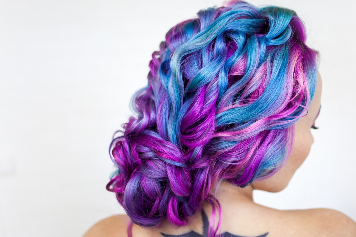 Guia Completo: Como Fazer Cabelo Rosa e Roxo em Casa