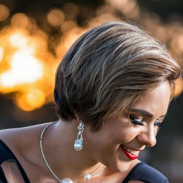 5 ideias de títulos:
1. Os Melhores Cortes de Cabelo Curto para Mulheres Maduras em 2025
2. Pixie Cut: O Clássico Moderno que Transforma o Visual
3. Bob e Short Bob: Versatilidade e Elegância para Todas as Idades
4. Cortes Repicados e em Camadas: Volume e Leveza para Cabelos Finos
5. Como Escolher o Corte Curto Ideal para o Formato do Seu Rosto