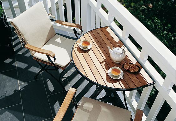 Decoração de Varandas: Integrando Cadeiras e Puffs para Funcionalidade e Estilo