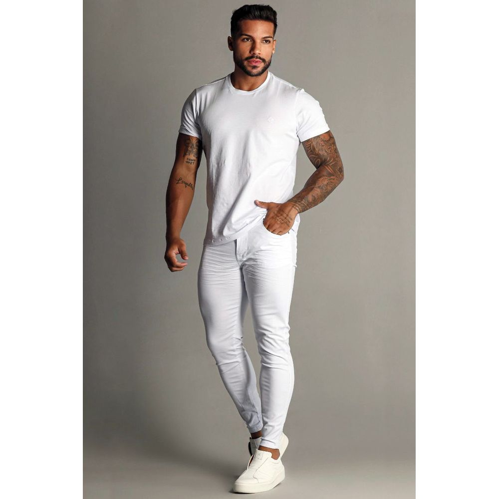 Calça Branca: Modelos, Tendências (2024, 2025, 2026) e Onde Comprar