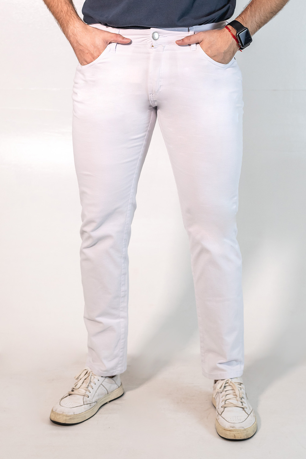 Calça Branca para Cada Ocasião: Do Trabalho à Festa