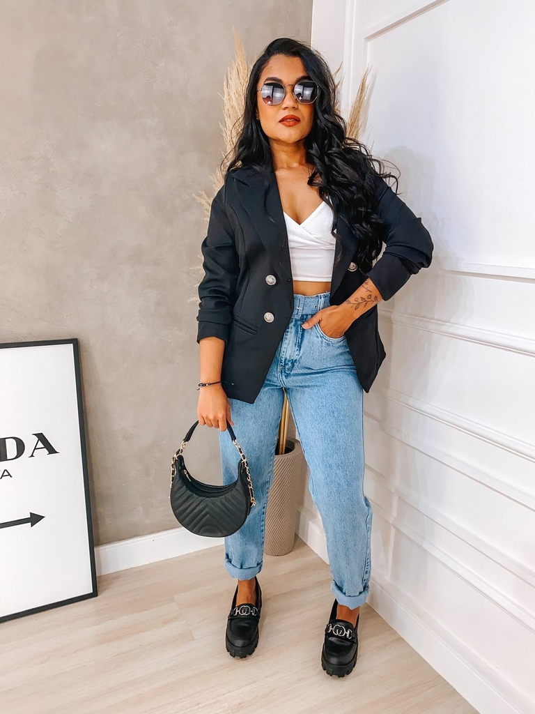 Jeans Destroyed: 5 Looks Elegantes para Usar no Dia a Dia e em Ocasiões Especiais