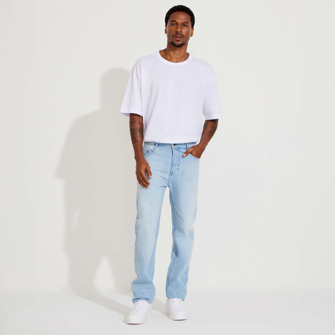 Calça jeans clara masculina skinny