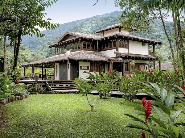 casa com alpendre