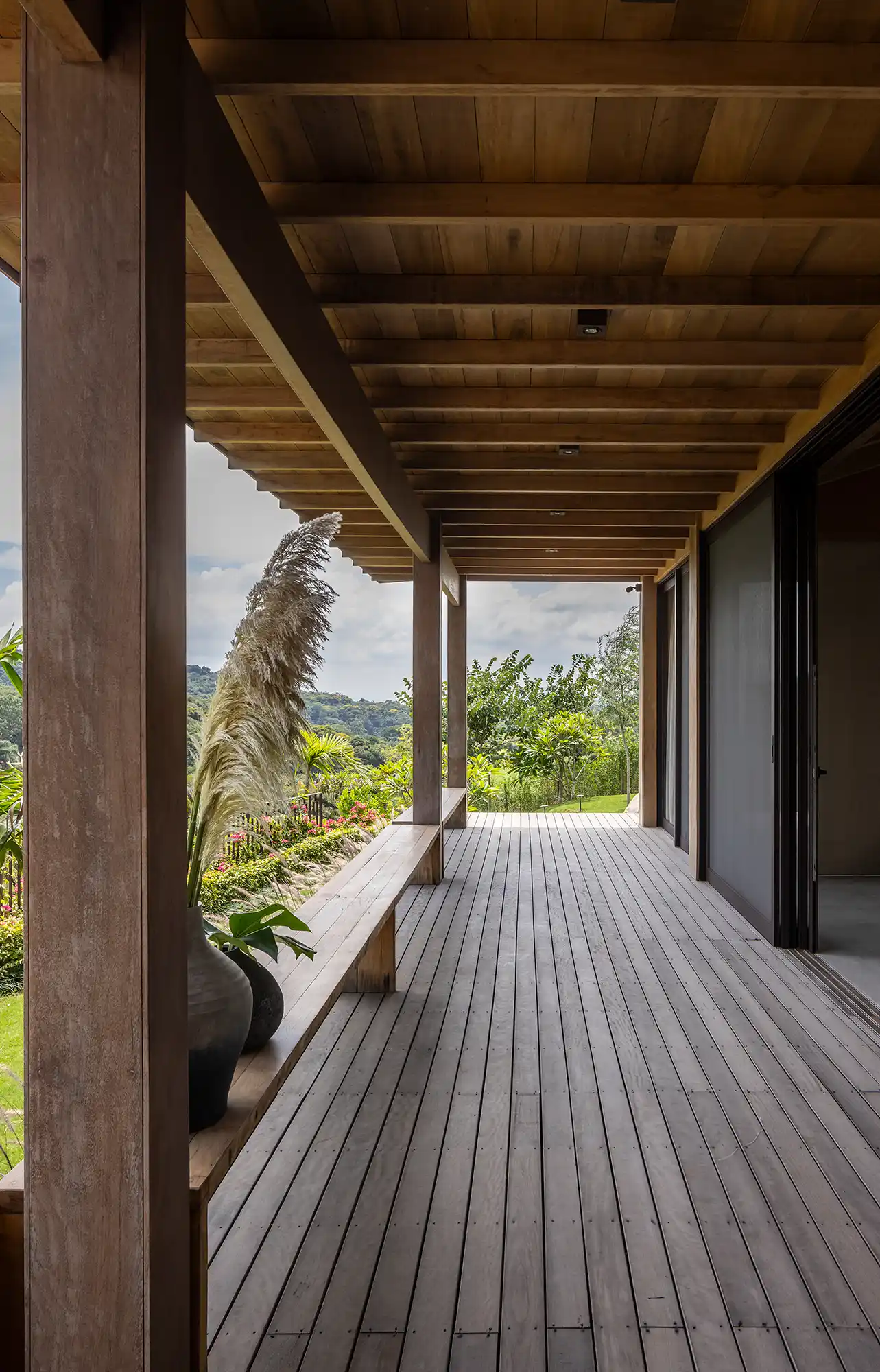 casa de campo com varanda