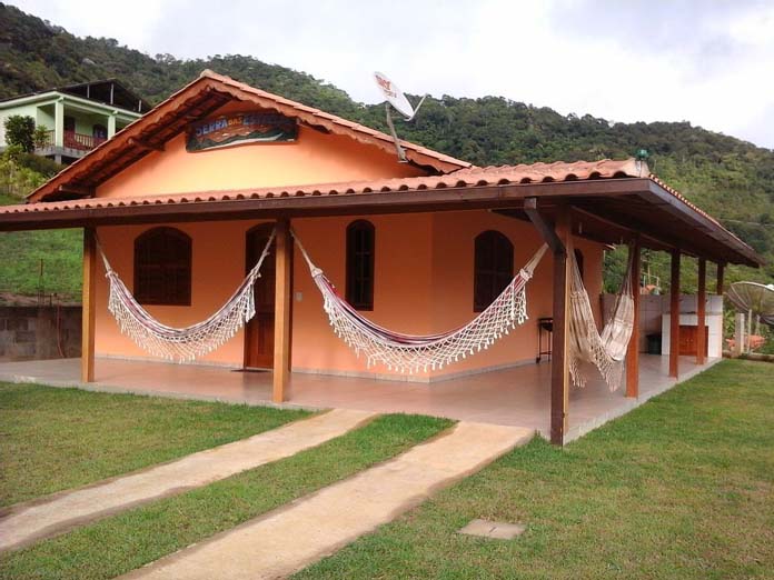 casa com alpendre