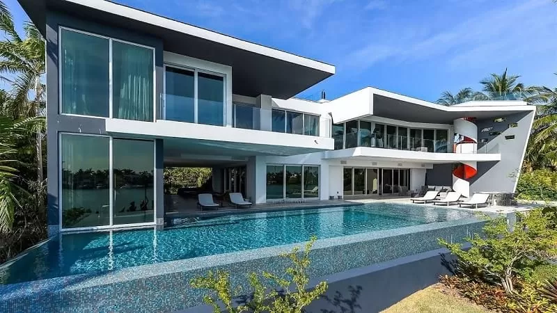 casas de luxo com acabamentos nobres