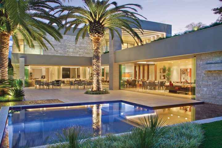 custo de construção de casas de luxo 2025