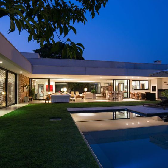 Casa em L para terrenos pequenos