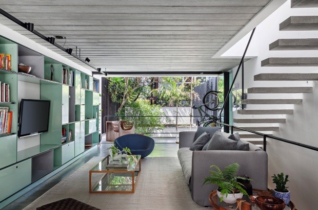 como otimizar espaço em casa geminada pequena