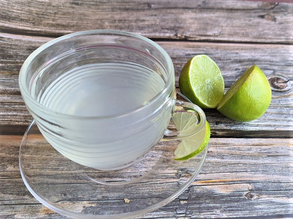 Os Benefícios Detox do Chá de Limão e Como Ele Ajuda na Digestão