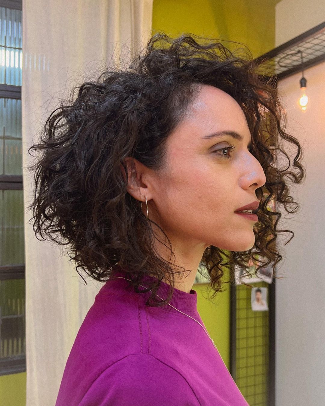 chanel de bico cacheado