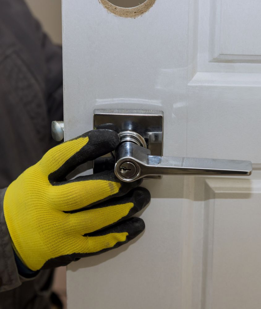 Fechaduras Digitais em Osasco: Instalação e Benefícios com Chaveiro Express